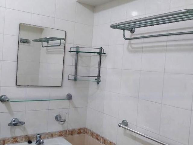 Detached House for rent in Alexandra Road