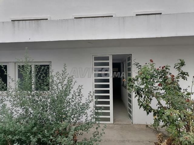 Local commercial location à Lyautey