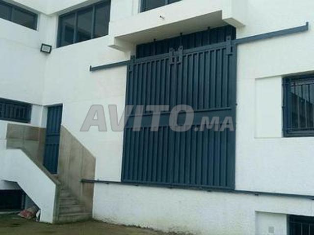Local commercial location à Anfa, Gharb-Chrarda-Beni Hssen