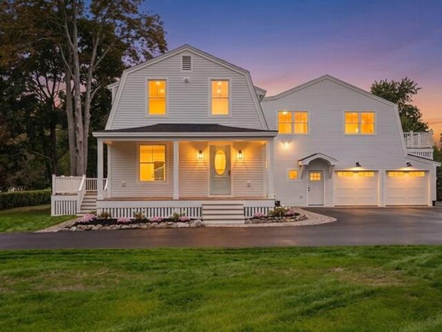House for sale in Falmouth, Cumberland County