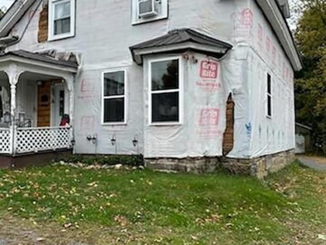 House for sale in Chateaugay