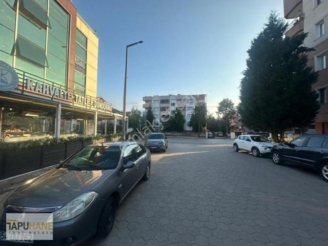 Yenimahalle Mahallesi, Hendek içerisinde kiralık mülk