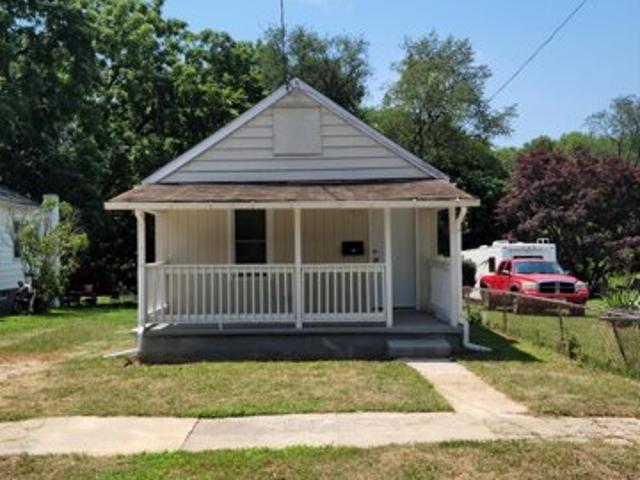 House for sale in Woodbury