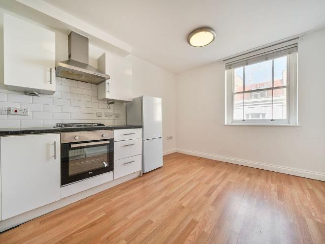Apartment for rent in London Borough of Lewisham, Deptford