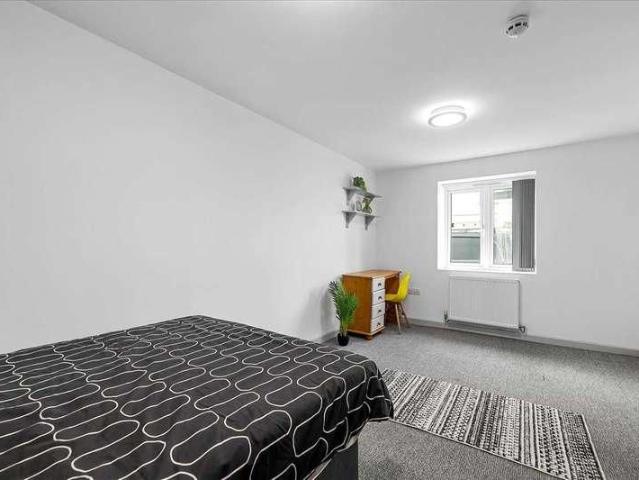 Room for rent in Greenbank, Plymouth