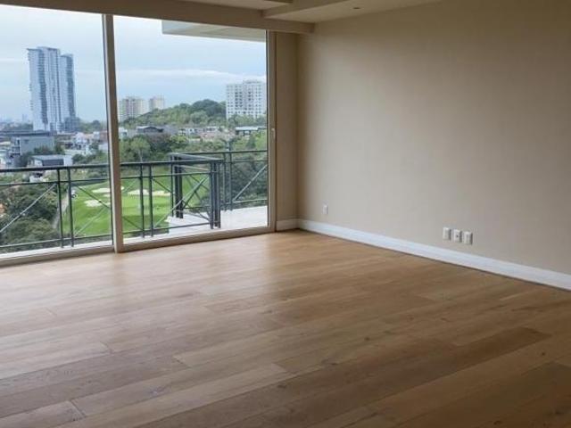 Deptos.Venta con terrazas en dos niveles en Encinares, en Bosque Real