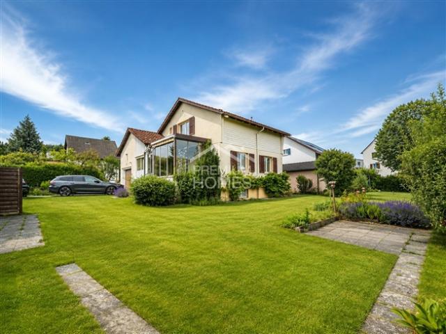 Einfamilienhaus kaufen in Oberentfelden, Aargau