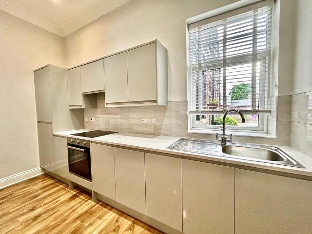 Apartment for rent in Calderstones
