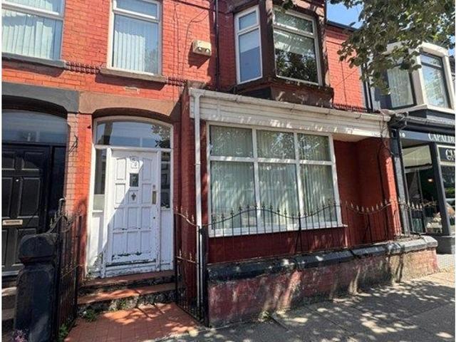 House for rent in Calderstones