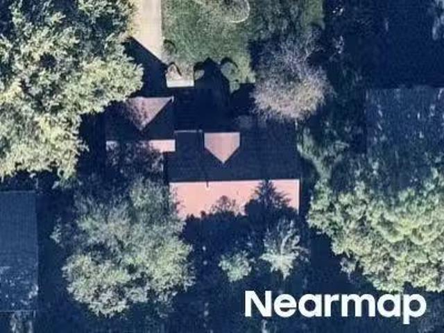 House for sale in Farmington