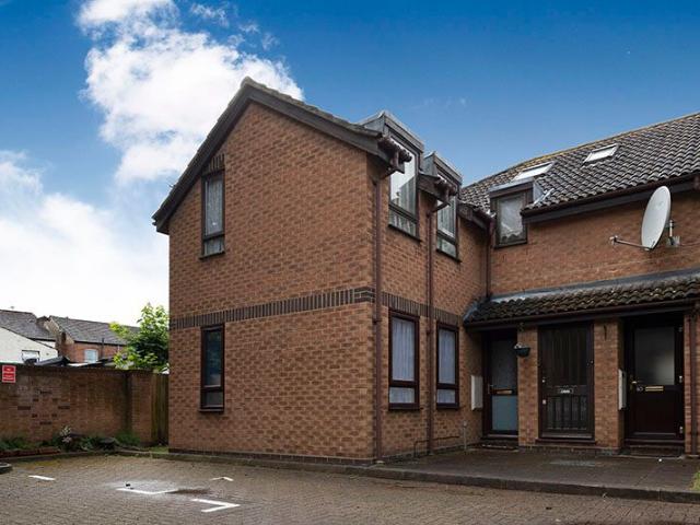 Apartment for rent in Ponders End, Greater London