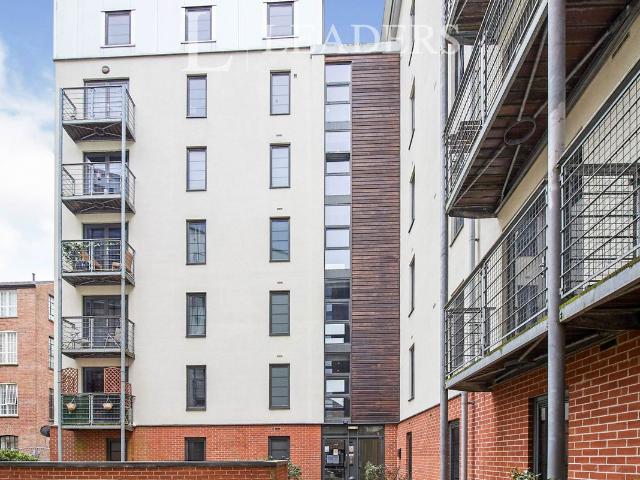 Apartment for rent in The Park, City of Nottingham