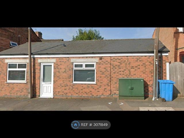 Studio for rent in Sandiacre, Erewash