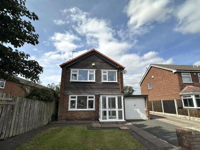 House for sale in Widnes