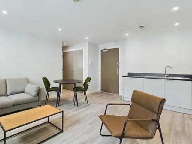 Apartment for rent in Cavern Quarter, Calderstones