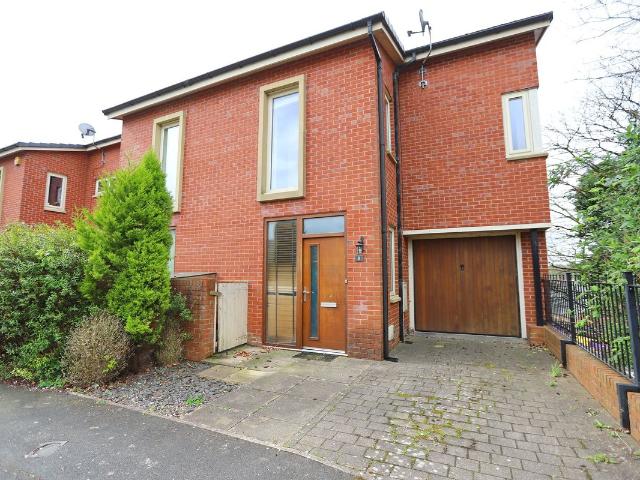 House for rent in Kirkhams, Bury