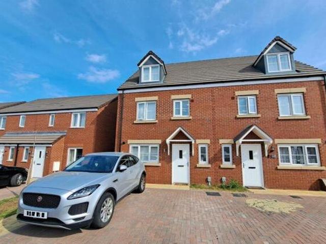 House for sale in Northampton, Northamptonshire