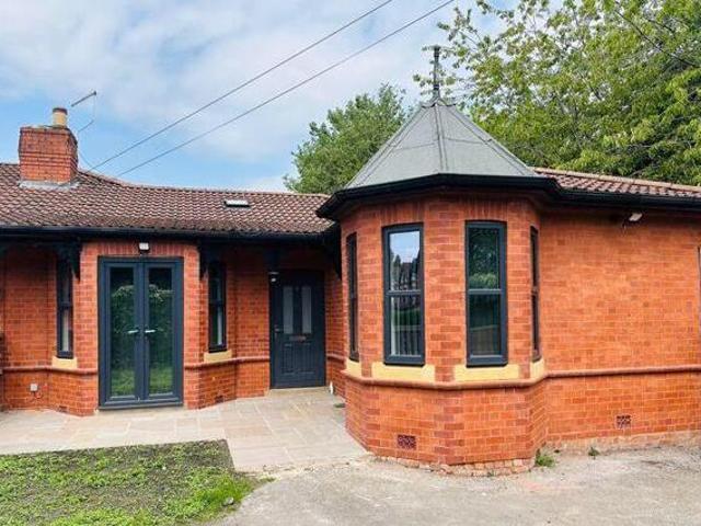 House for rent in Lyons, Greater London