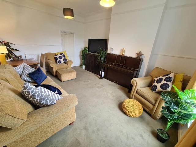 House for rent in Heigham Grove, East Bank