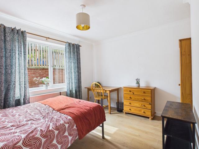 House for rent in Earlham Rise, East Bank