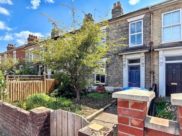 Apartment for rent in Heigham Grove, East Bank