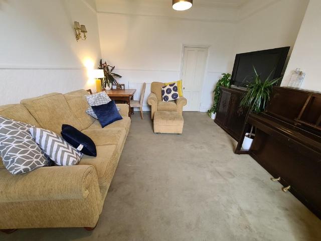 House for rent in Heigham Grove, East Bank
