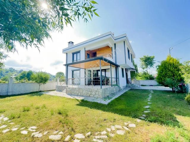 Bahçelievler, 19 Mayıs içerisinde satılık Villa