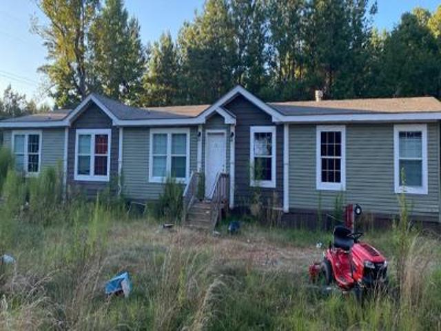 House for sale in Mooringsport