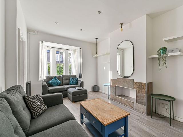 House for rent in Furzedown, Greater London