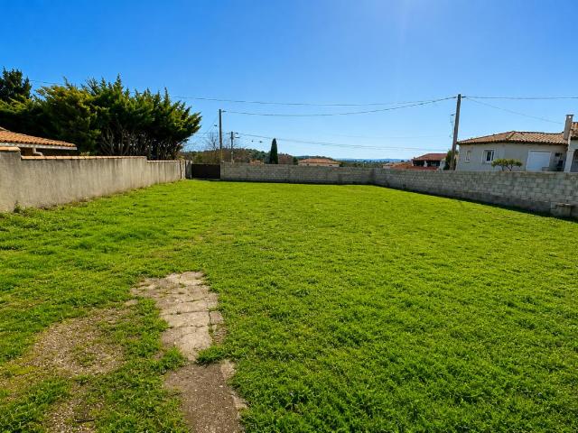Terrain vente à Aix-en-Provence, Les Pennes-mirabeau