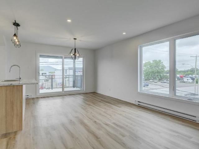 Apartment for rent in La Vallée-du-richelieu, Quebec
