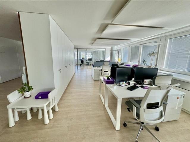 Büro mieten in Bussigny-près-Lausanne, Waadt