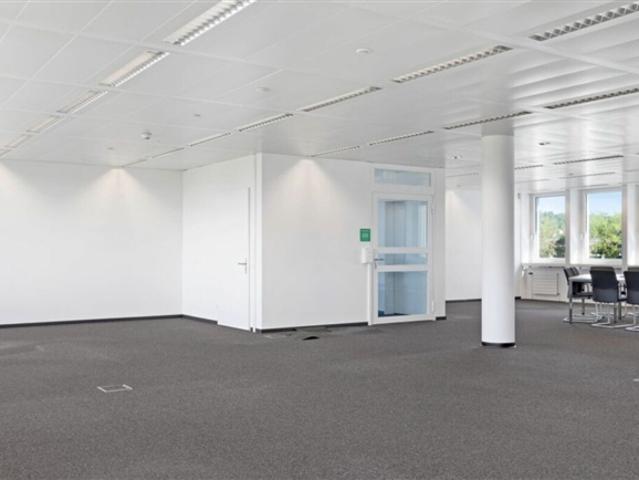 Büro mieten in Renens, Waadt