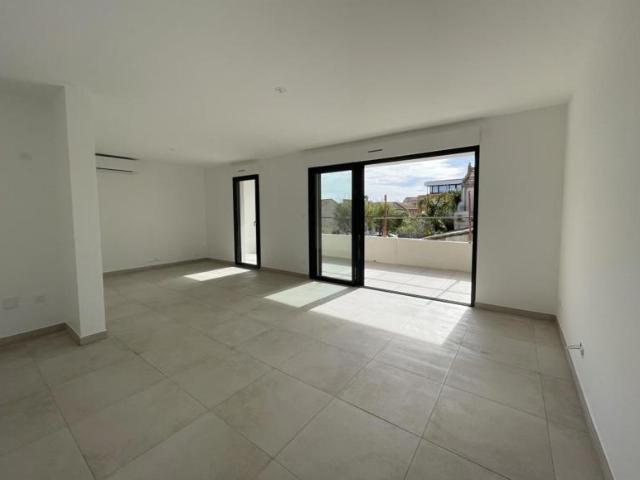 Appartement vente à Arrondissement de Toulon, La Londe-les-maures
