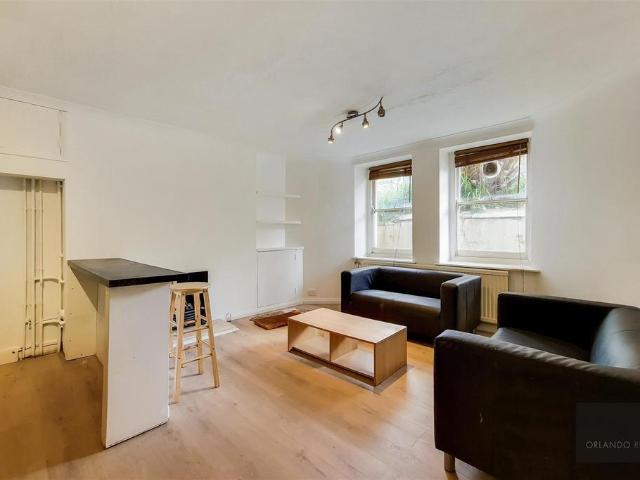 Apartment for rent in Tulse Hill, Greater London