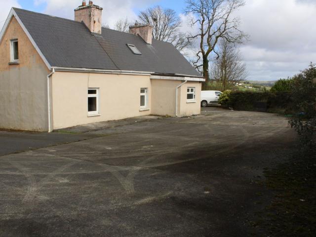 Farm for sale in Brosna