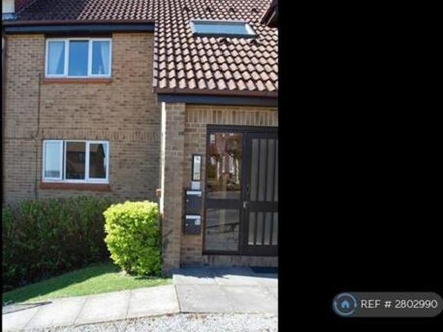 House for rent in Follaton, Strode
