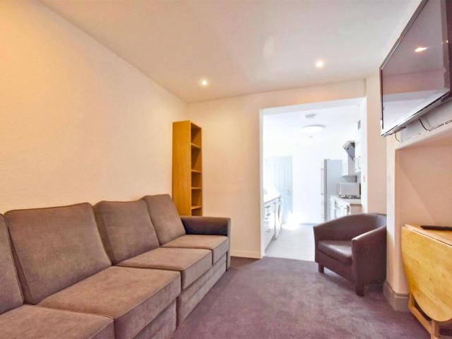 Apartment for rent in Greenbank, Mount Wise