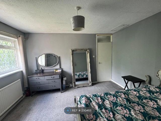 House for rent in Besses o' th' Barn, Bury
