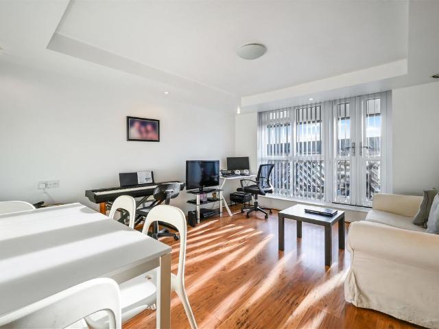 Apartment for rent in London Borough of Merton, Greater London