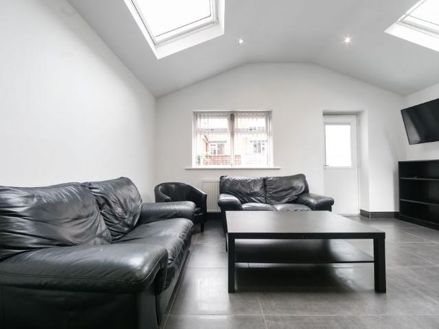 House for rent in Beckett Park, Leeds