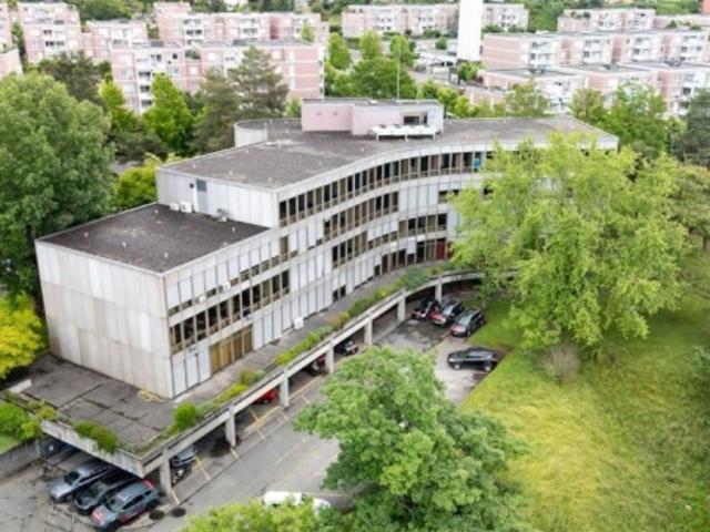 Büro mieten in Crissier, Waadt