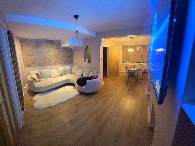 House for rent in Thames View, Greater London