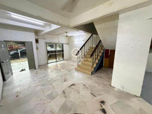 House for rent in Petaling, Alam Impian