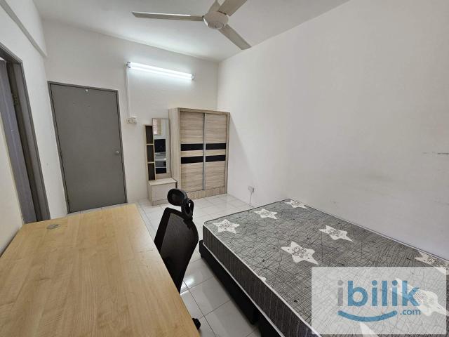 Room for rent in Mukim 13, Georgetown