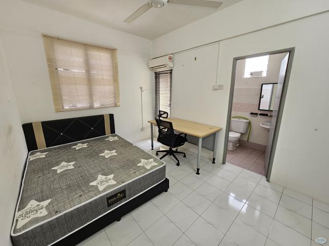 Apartment for rent in Mukim 13, Georgetown