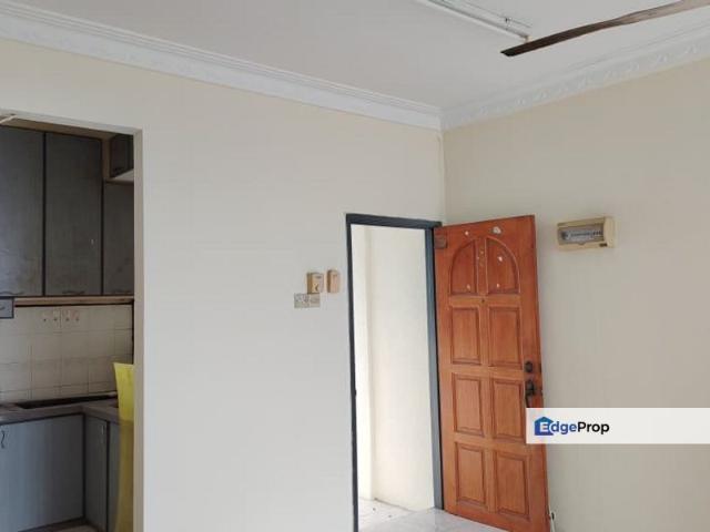Condominium for rent in Mukim 13, Georgetown