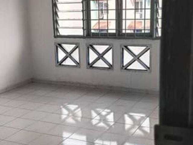 Flat for rent in Wellesley, Penang