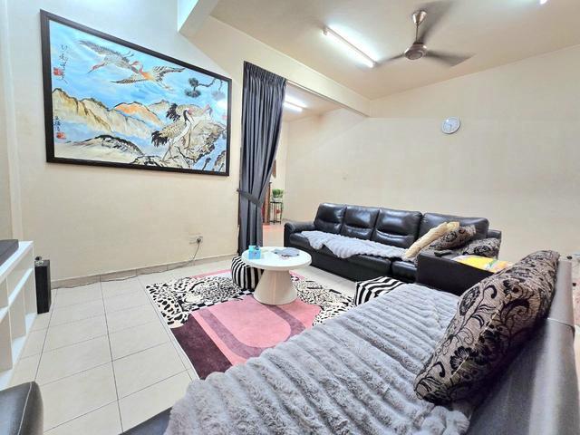 Terraced House for sale in Ulu Tiram, Johor
