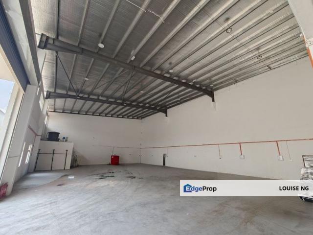 Warehouse for sale in Ulu Tiram, Johor